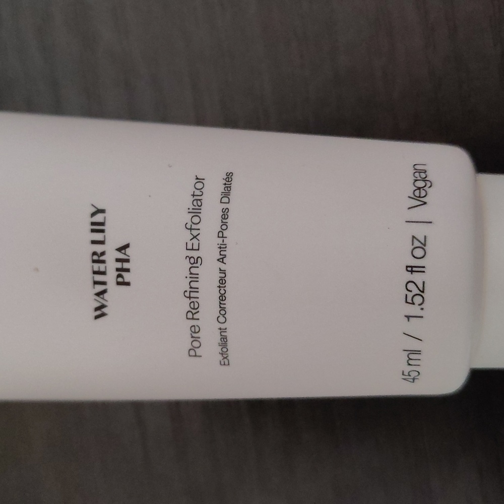 Exfoliator and Serum - Picture 6 of 7